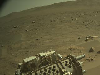 View image taken on Mars, Mars Perseverance Sol 871: Left Navigation Camera (Navcam)