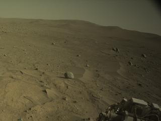 View image taken on Mars, Mars Perseverance Sol 871: Left Navigation Camera (Navcam)