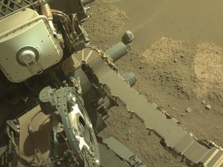 View image taken on Mars, Mars Perseverance Sol 871: Right Navigation Camera (Navcam)