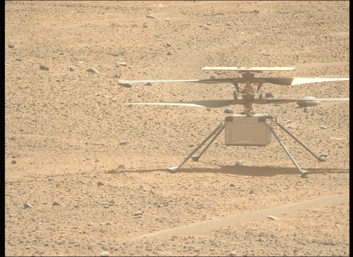 This image was taken by MCZ_LEFT onboard NASA's Mars rover Perseverance on Sol 871