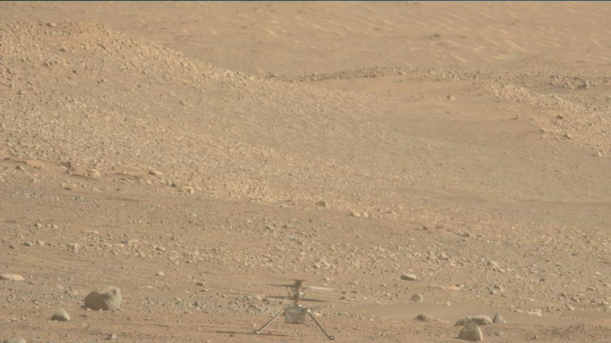 This image was taken by MCZ_LEFT onboard NASA's Mars rover Perseverance on Sol 872