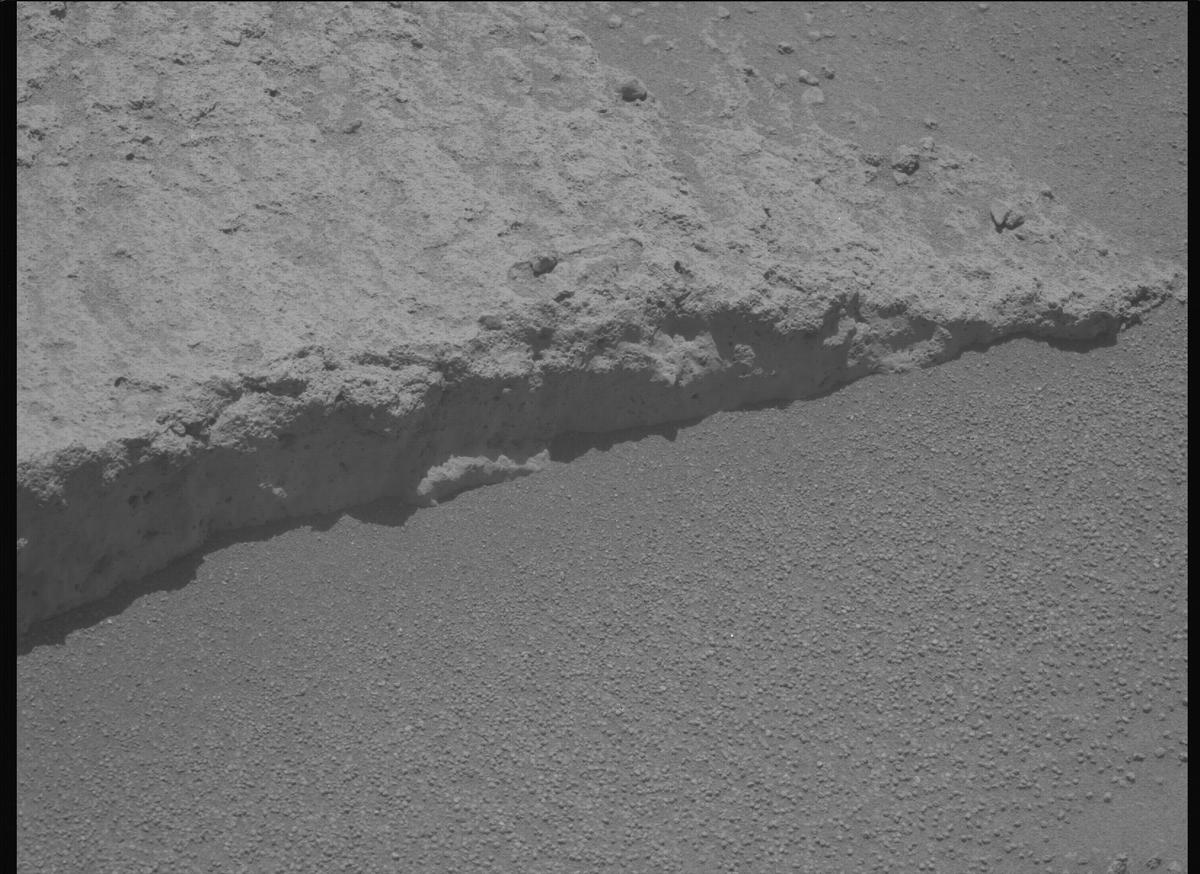 This image was taken by MCZ_LEFT onboard NASA's Mars rover Perseverance on Sol 874