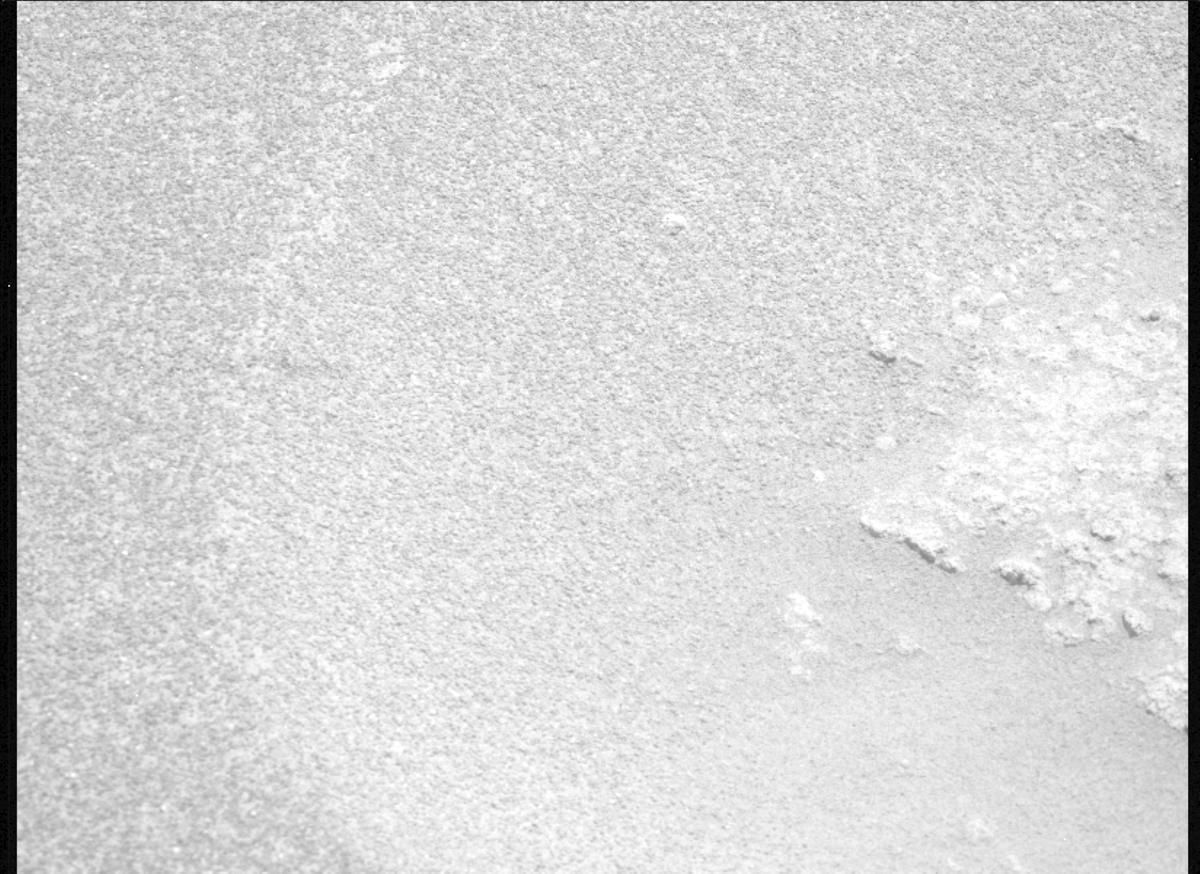 This image was taken by MCZ_LEFT onboard NASA's Mars rover Perseverance on Sol 874