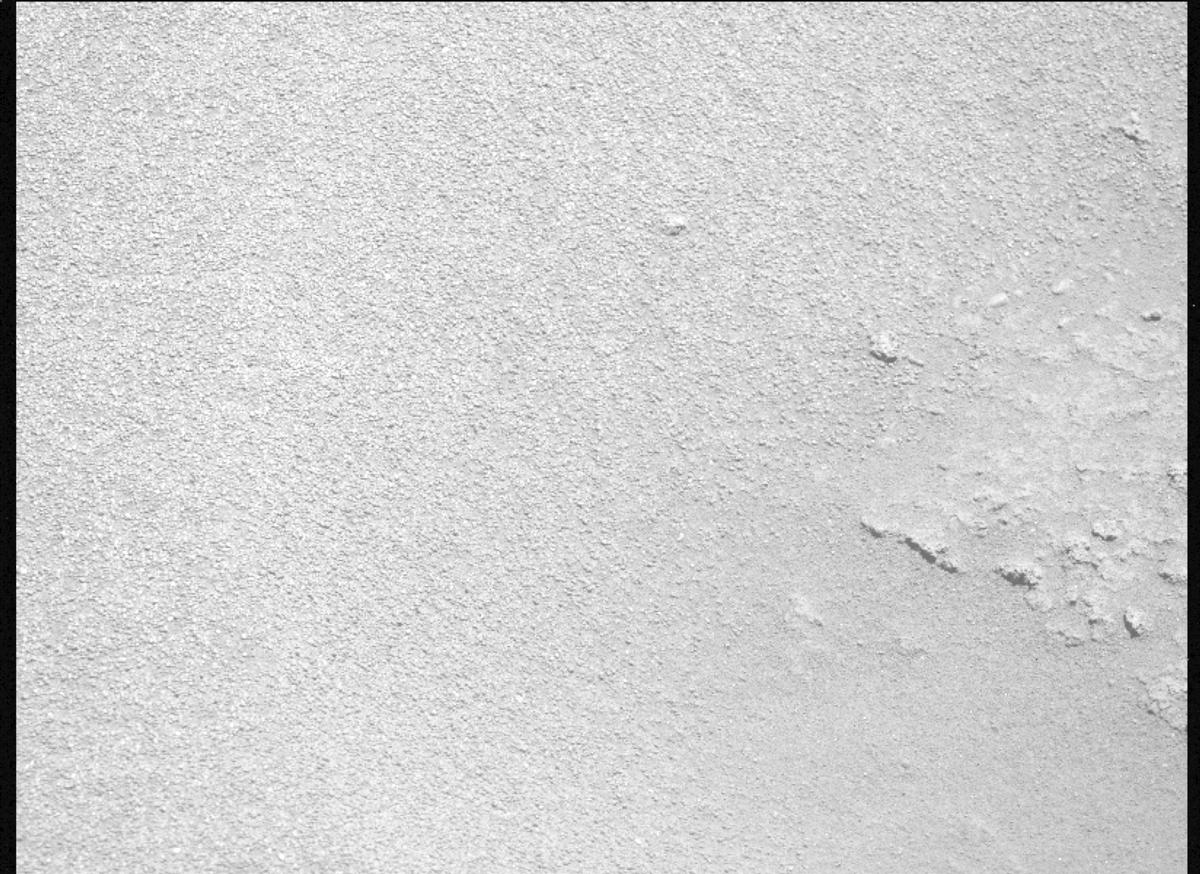 This image was taken by MCZ_LEFT onboard NASA's Mars rover Perseverance on Sol 874