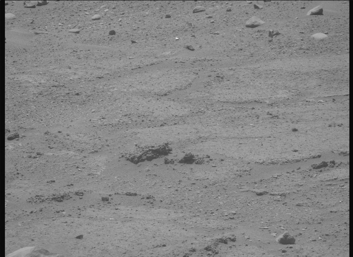 This image was taken by MCZ_RIGHT onboard NASA's Mars rover Perseverance on Sol 874