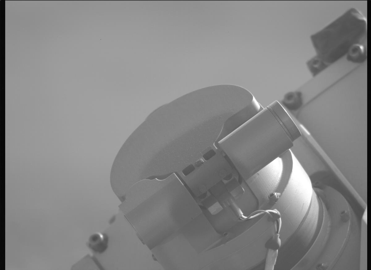 This image was taken by MCZ_LEFT onboard NASA's Mars rover Perseverance on Sol 875