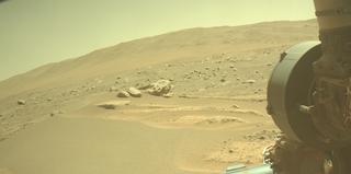 View image taken on Mars, Mars Perseverance Sol 877: Front Left Hazard Avoidance Camera (Hazcam)