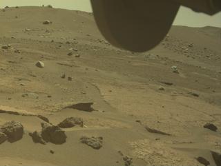 View image taken on Mars, Mars Perseverance Sol 877: Front Right Hazard Avoidance Camera (Hazcam)