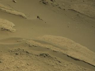 View image taken on Mars, Mars Perseverance Sol 877: Left Navigation Camera (Navcam)