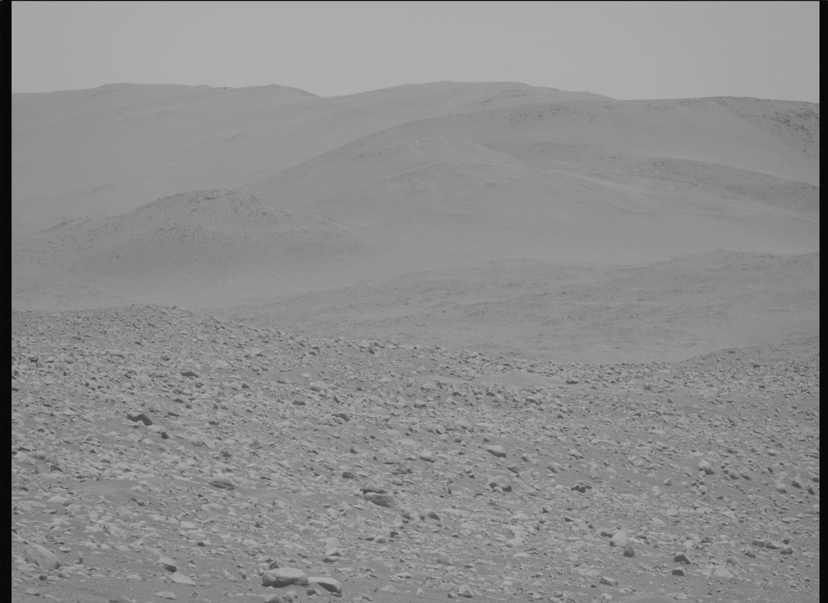 This image was taken by MCZ_LEFT onboard NASA's Mars rover Perseverance on Sol 878