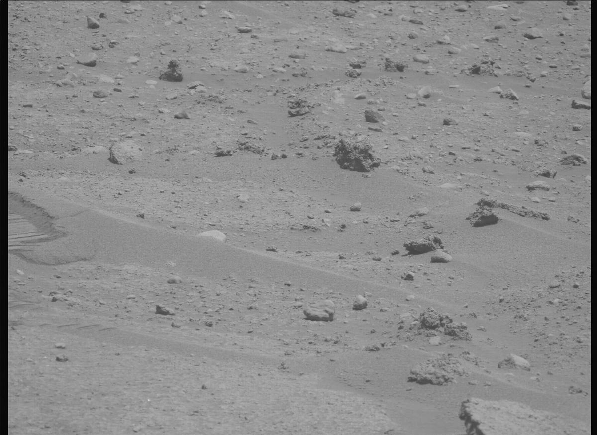 This image was taken by MCZ_LEFT onboard NASA's Mars rover Perseverance on Sol 878