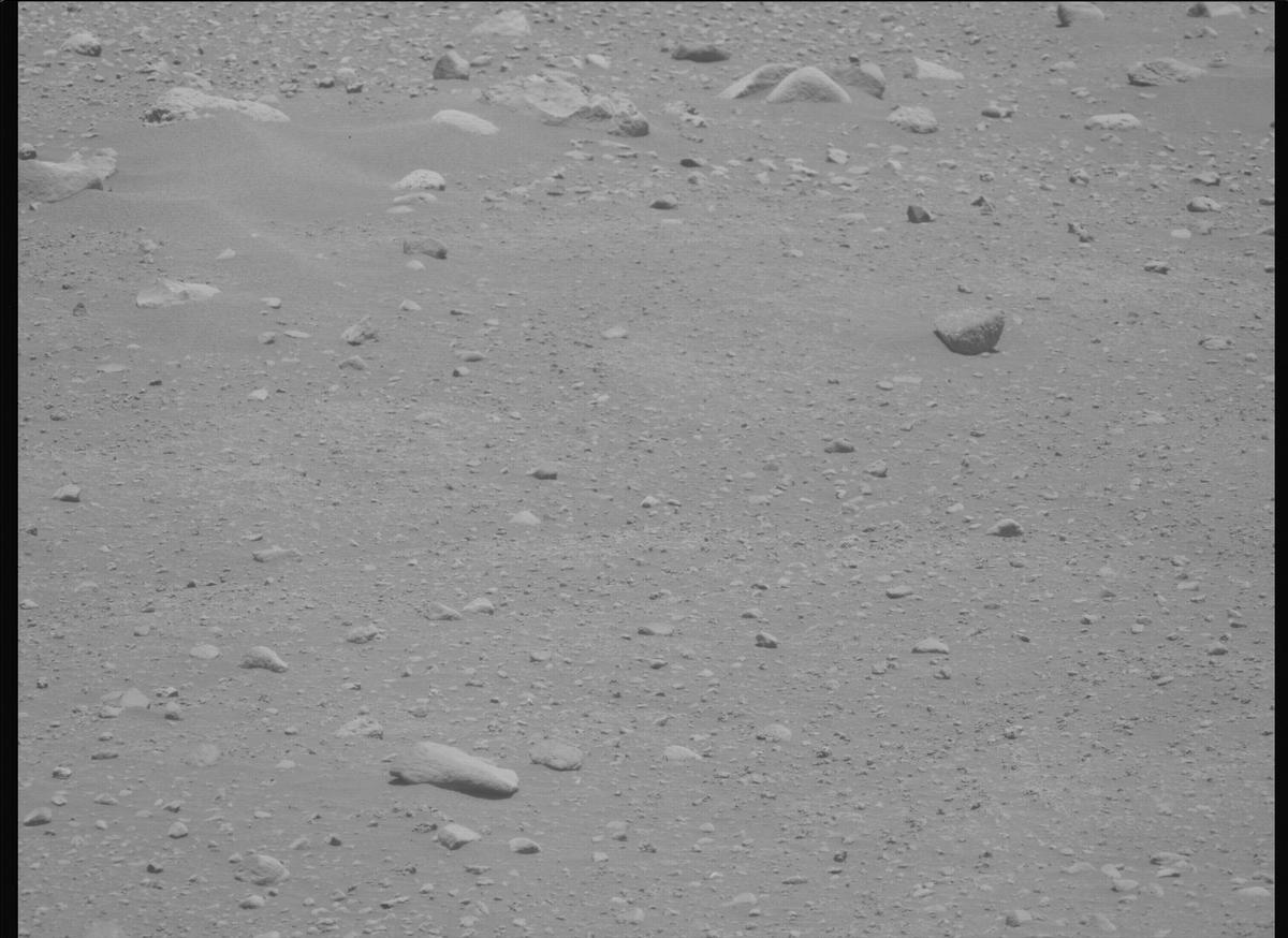This image was taken by MCZ_LEFT onboard NASA's Mars rover Perseverance on Sol 878