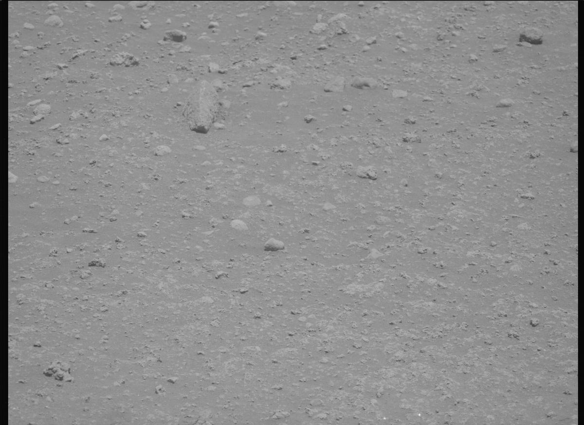 This image was taken by MCZ_LEFT onboard NASA's Mars rover Perseverance on Sol 878
