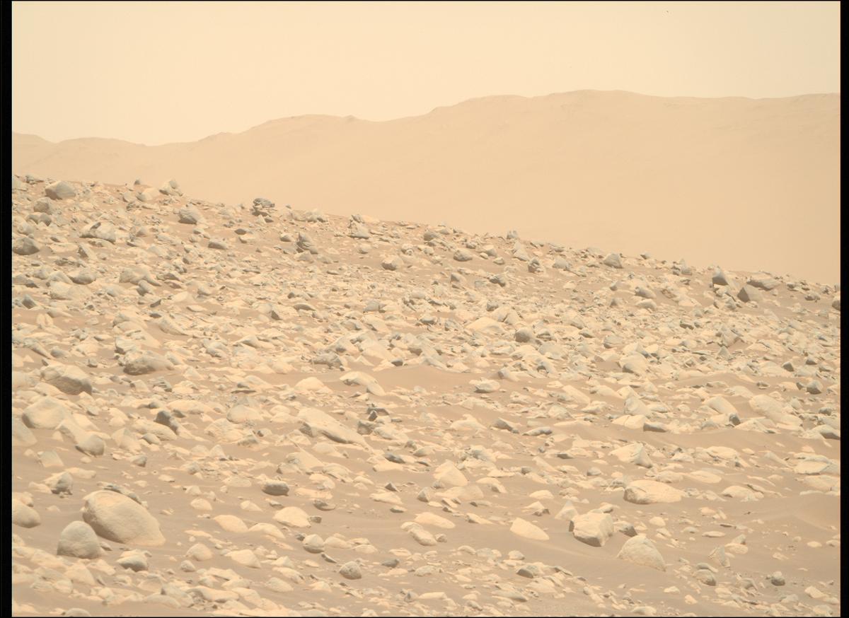 This image was taken by MCZ_RIGHT onboard NASA's Mars rover Perseverance on Sol 878