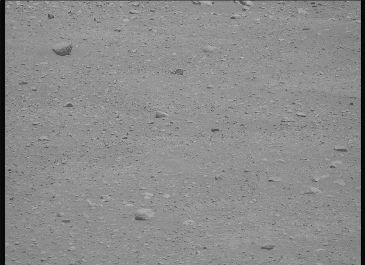 This image was taken by MCZ_RIGHT onboard NASA's Mars rover Perseverance on Sol 878