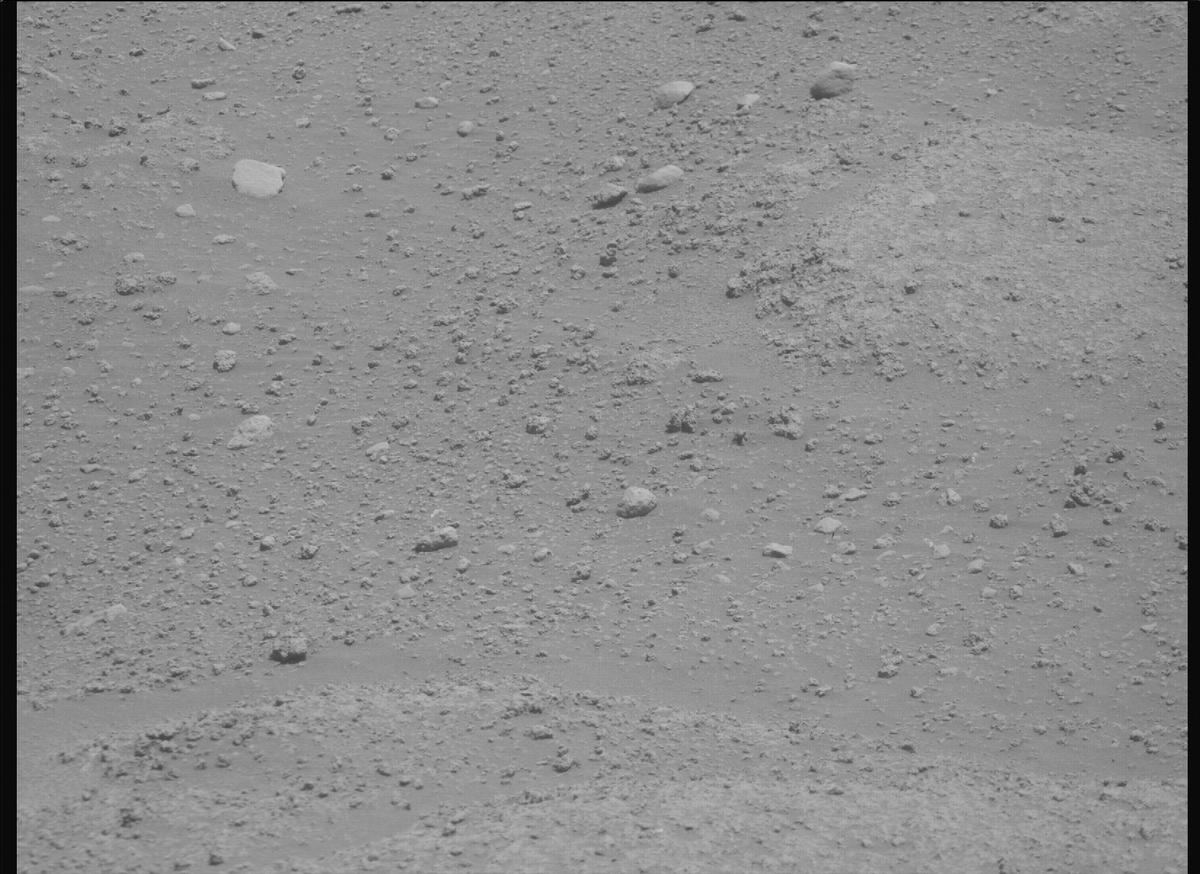 This image was taken by MCZ_RIGHT onboard NASA's Mars rover Perseverance on Sol 878