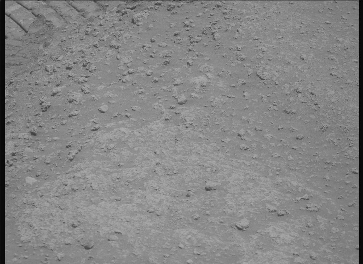 This image was taken by MCZ_RIGHT onboard NASA's Mars rover Perseverance on Sol 878