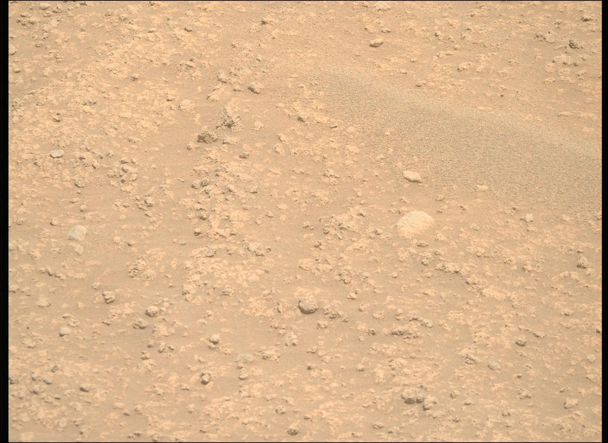 This image was taken by MCZ_RIGHT onboard NASA's Mars rover Perseverance on Sol 878