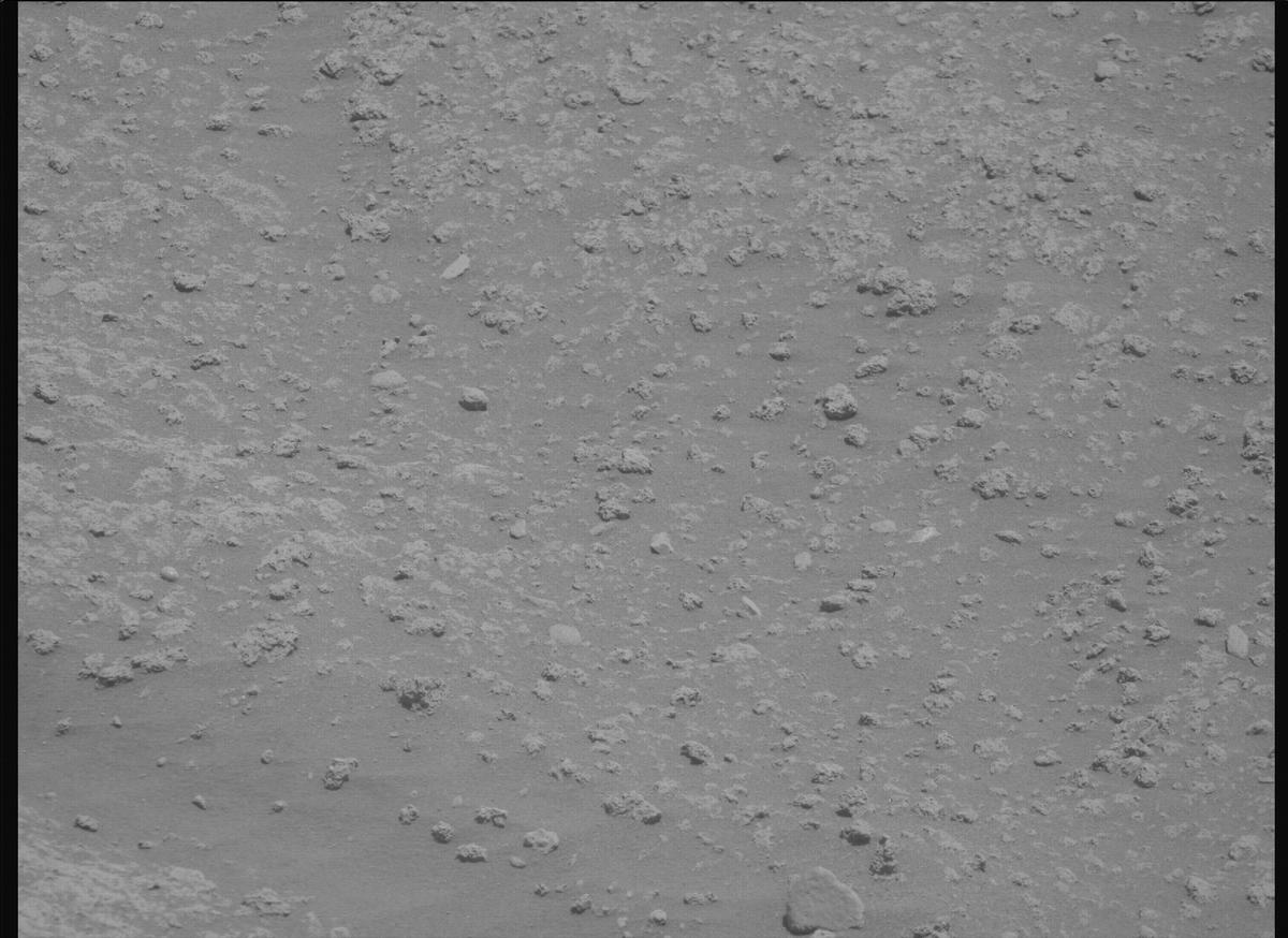 This image was taken by MCZ_RIGHT onboard NASA's Mars rover Perseverance on Sol 878