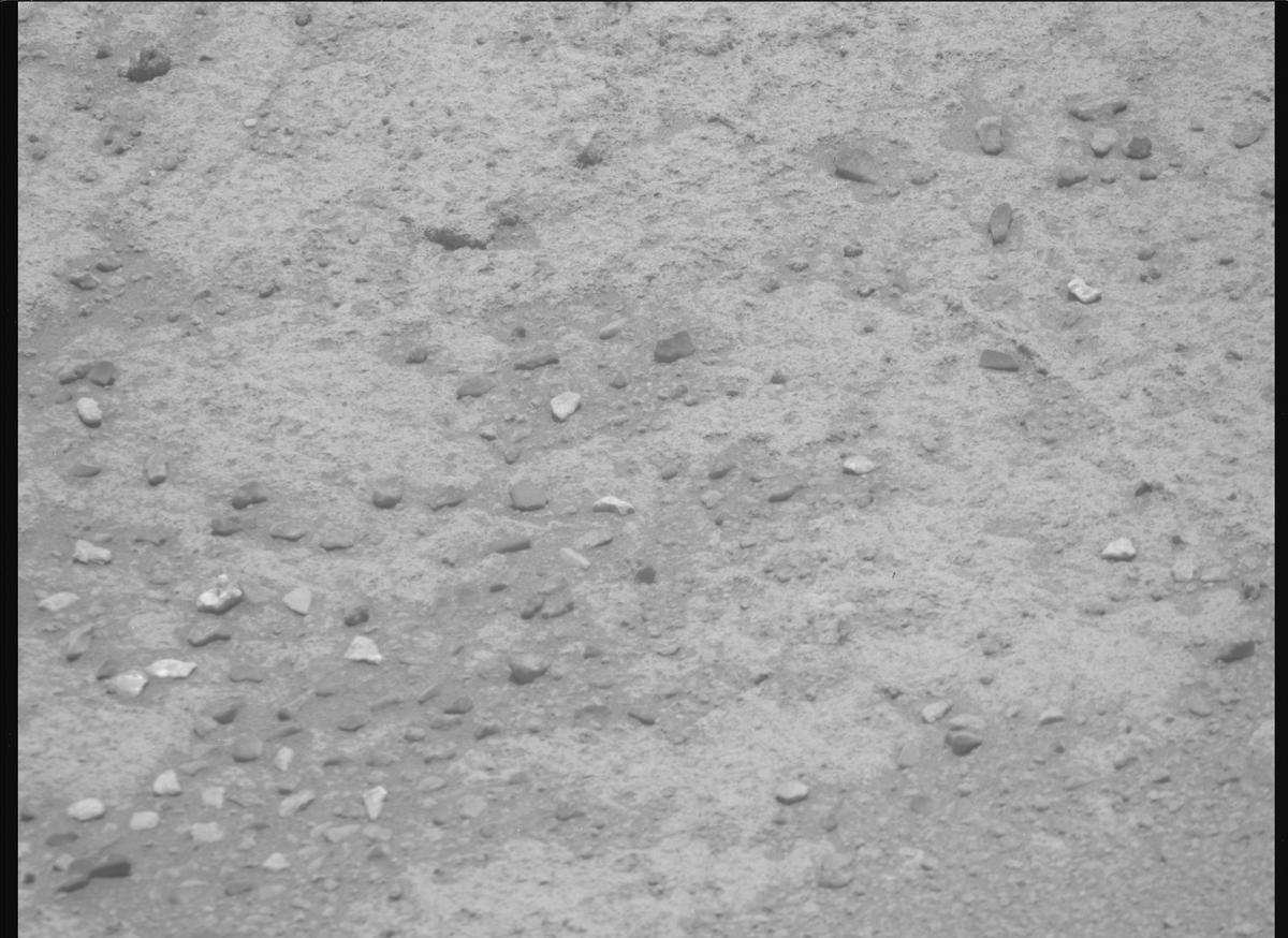 This image was taken by MCZ_RIGHT onboard NASA's Mars rover Perseverance on Sol 878