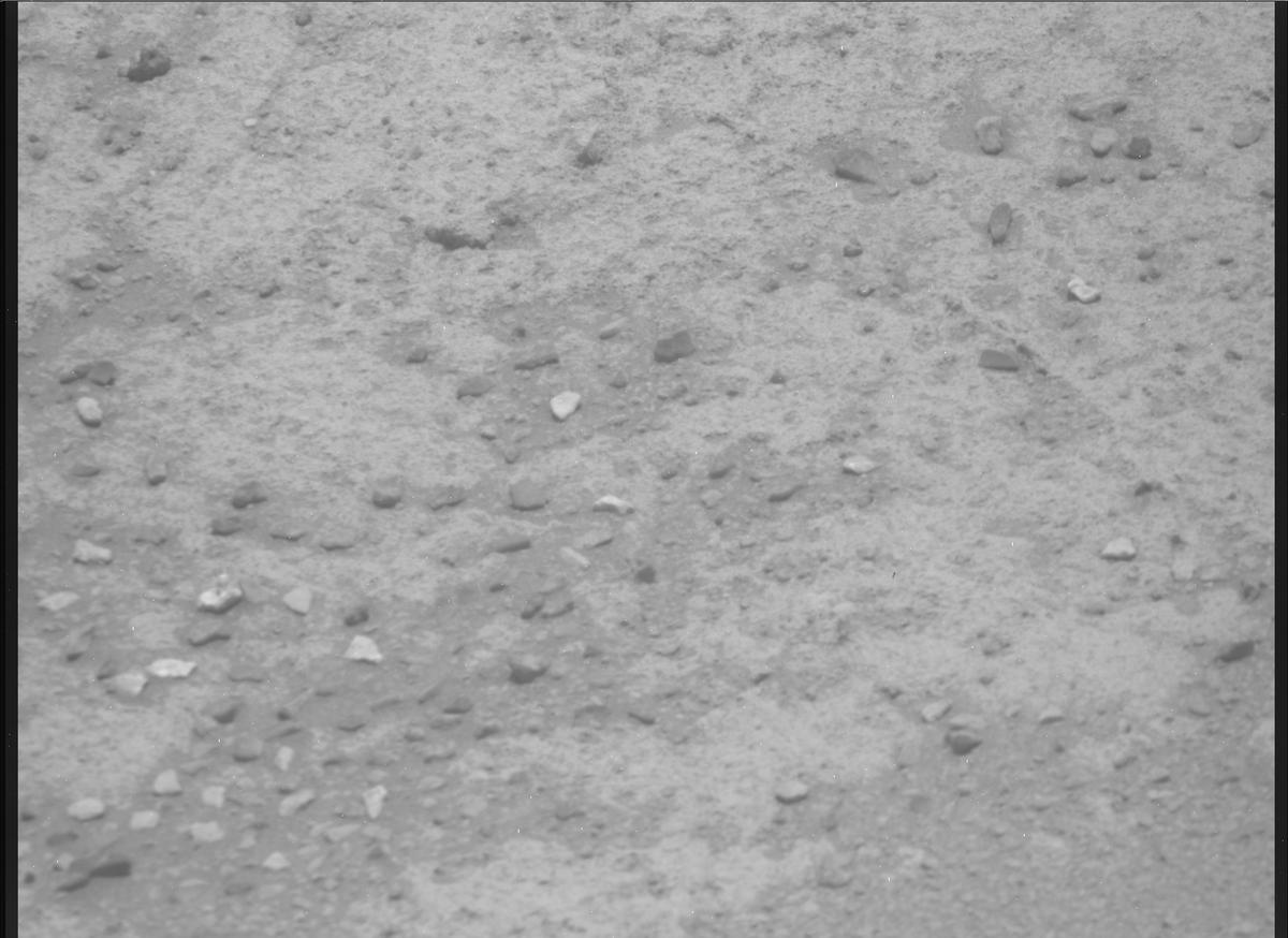 This image was taken by MCZ_RIGHT onboard NASA's Mars rover Perseverance on Sol 878