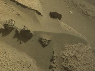 View image taken on Mars, Mars Perseverance Sol 882: Right Navigation Camera (Navcam)
