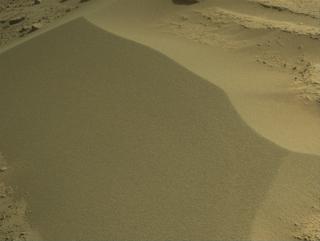View image taken on Mars, Mars Perseverance Sol 882: Right Navigation Camera (Navcam)