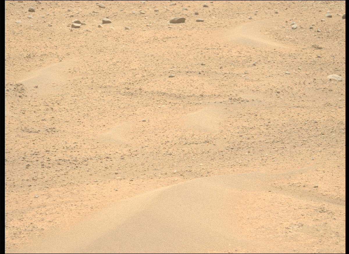 This image was taken by MCZ_LEFT onboard NASA's Mars rover Perseverance on Sol 884