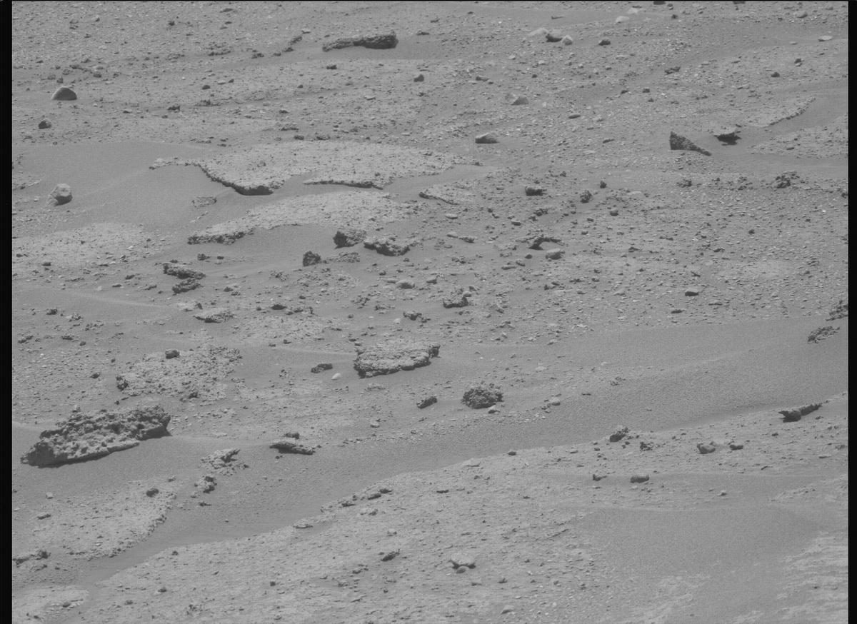 This image was taken by MCZ_LEFT onboard NASA's Mars rover Perseverance on Sol 884