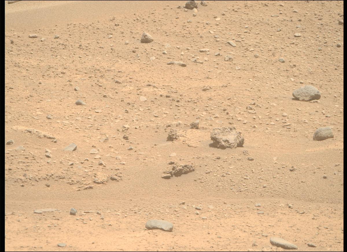 This image was taken by MCZ_RIGHT onboard NASA's Mars rover Perseverance on Sol 884