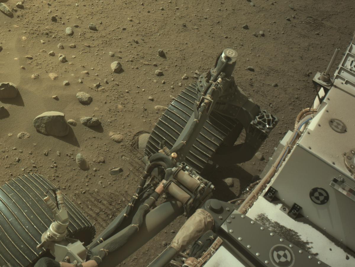 This image was taken by NAVCAM_RIGHT onboard NASA's Mars rover Perseverance on Sol 885