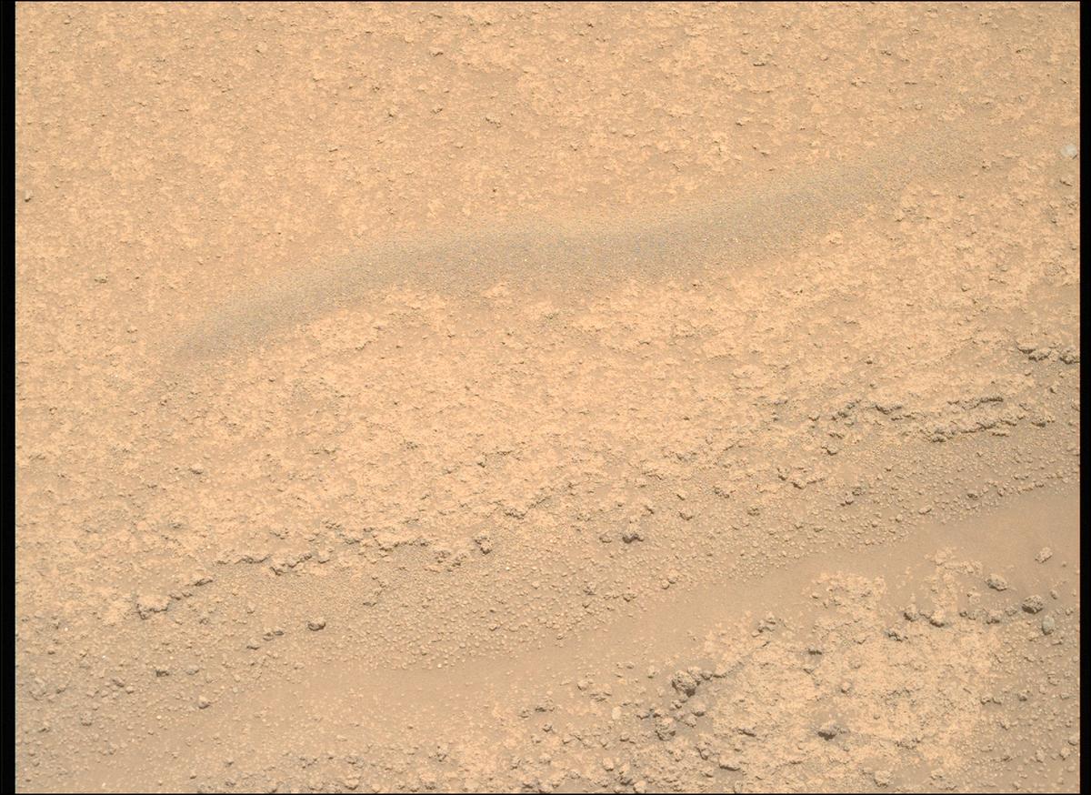 This image was taken by MCZ_RIGHT onboard NASA's Mars rover Perseverance on Sol 885