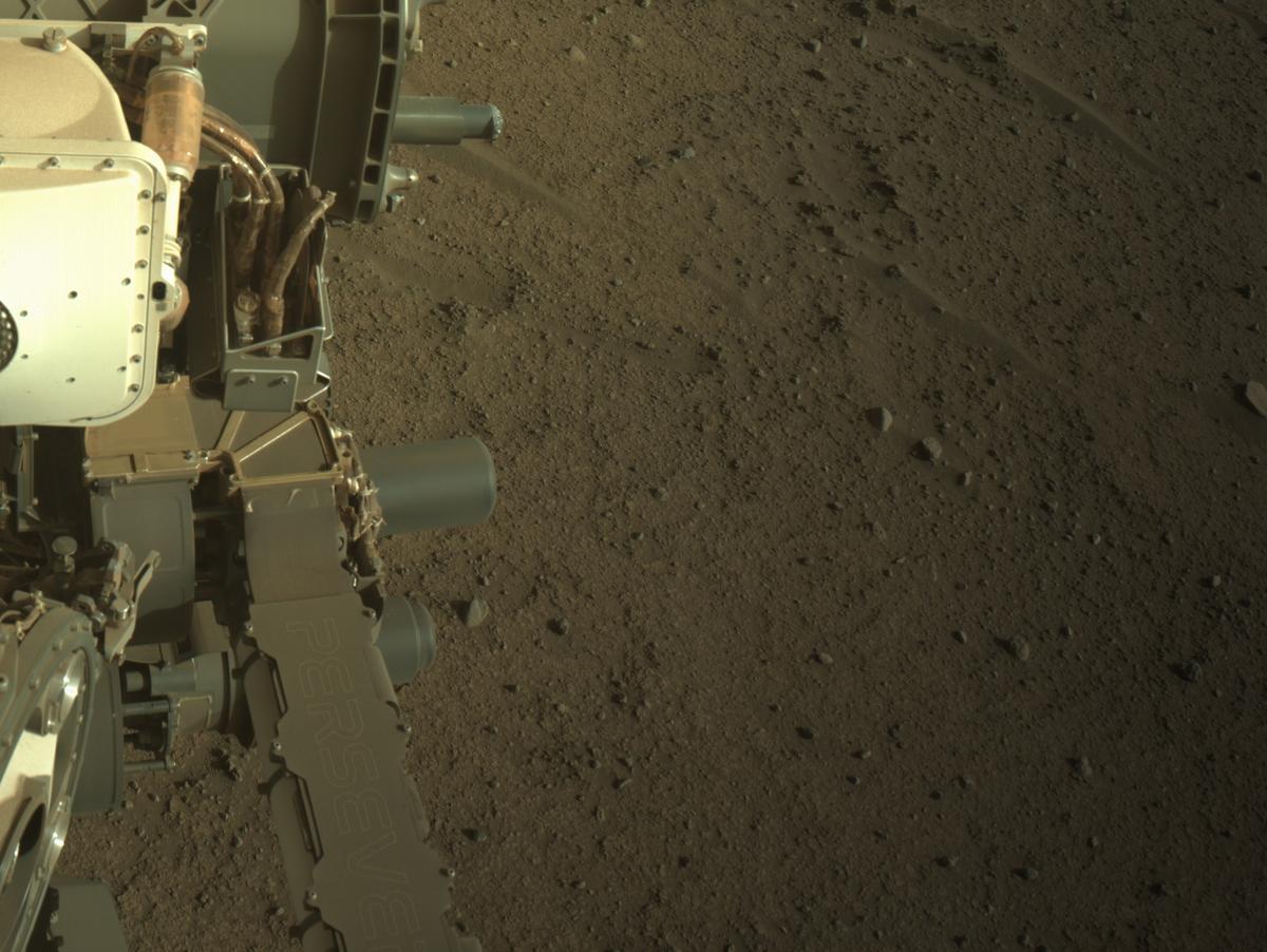 This image was taken by NAVCAM_RIGHT onboard NASA's Mars rover Perseverance on Sol 886