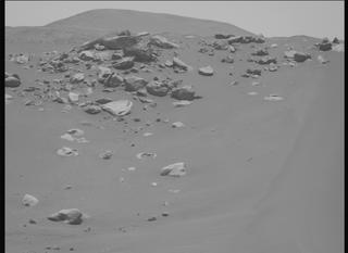 View image taken on Mars, Mars Perseverance Sol 886: Left Mastcam-Z Camera