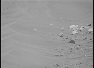 View image taken on Mars, Mars Perseverance Sol 886: Right Mastcam-Z Camera