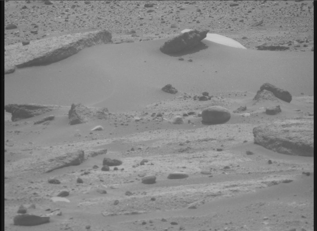 This image was taken by MCZ_RIGHT onboard NASA's Mars rover Perseverance on Sol 890