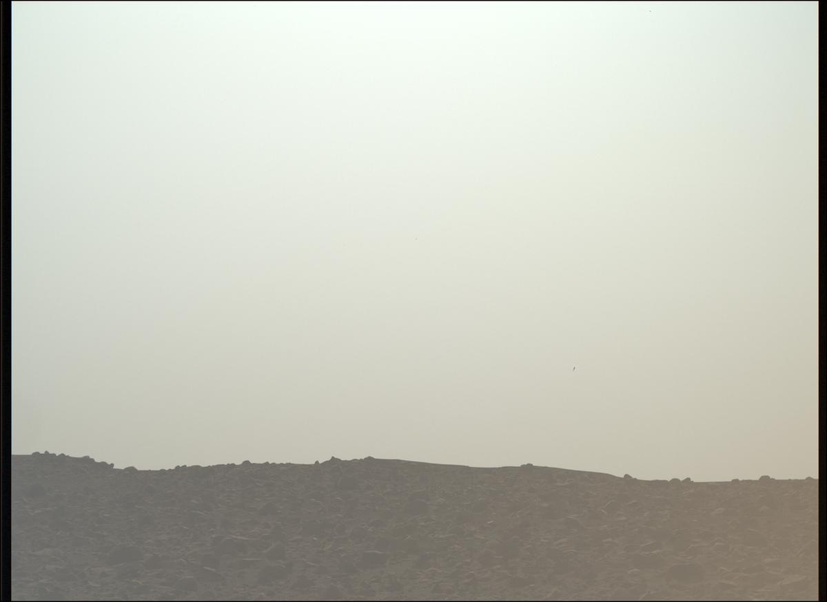 This image was taken by MCZ_RIGHT onboard NASA's Mars rover Perseverance on Sol 896