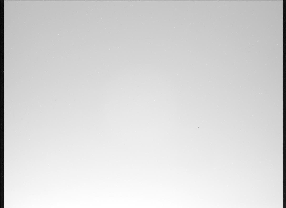 This image was taken by MCZ_RIGHT onboard NASA's Mars rover Perseverance on Sol 896