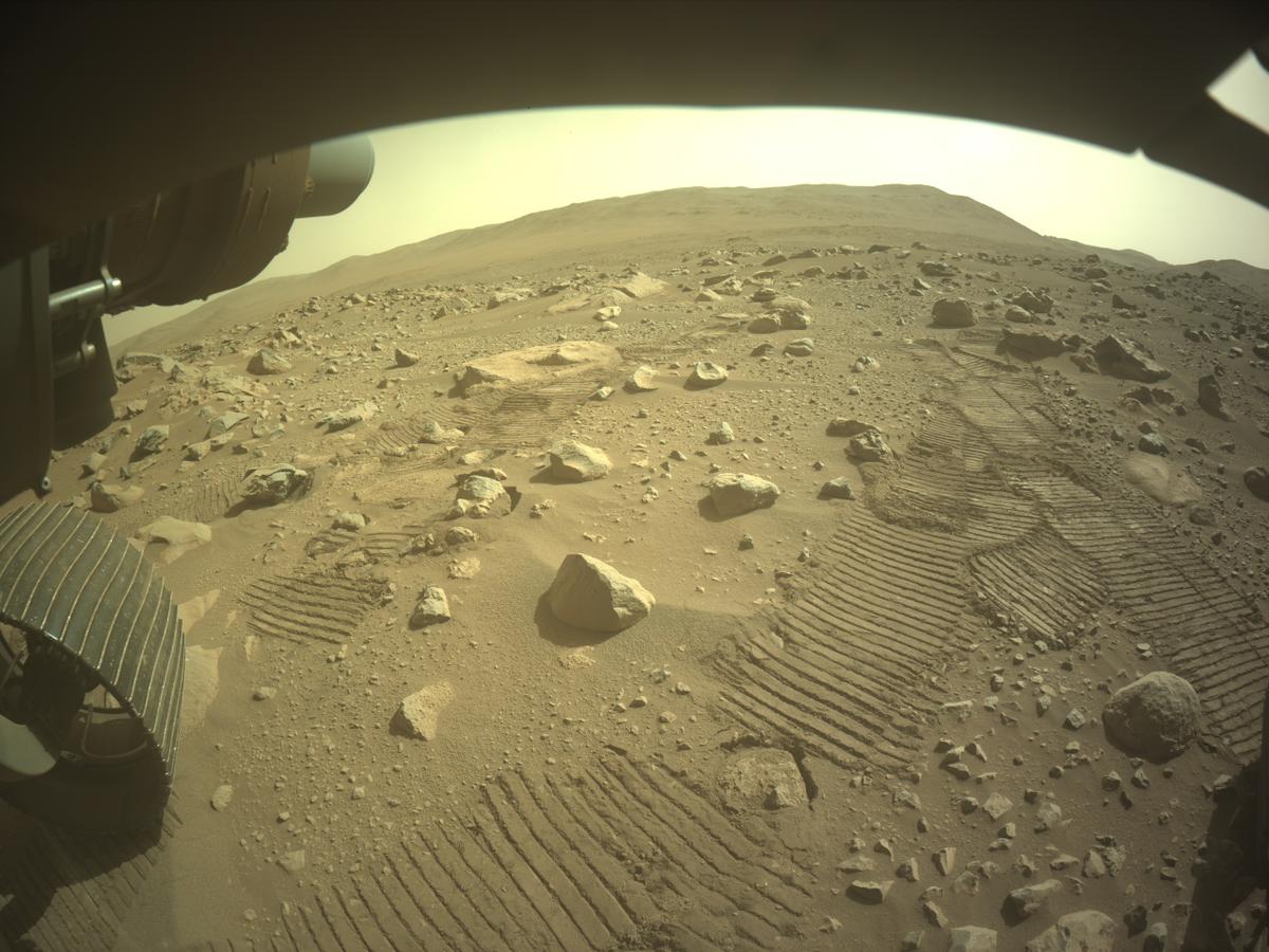 This image was taken by FRONT_HAZCAM_LEFT_A onboard NASA's Mars rover Perseverance on Sol 899