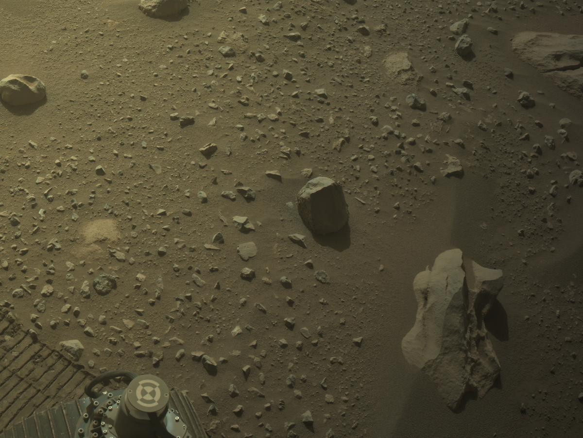 This image was taken by NAVCAM_LEFT onboard NASA's Mars rover Perseverance on Sol 899