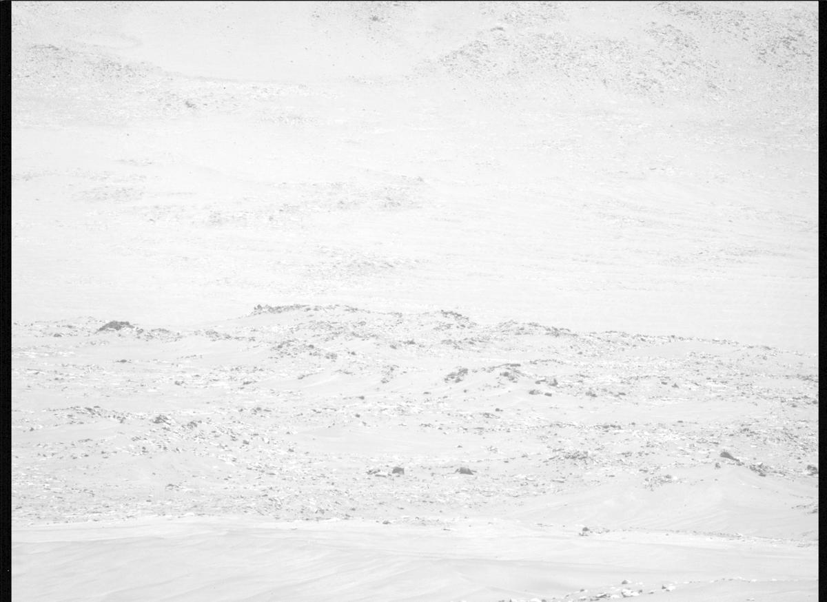 This image was taken by MCZ_LEFT onboard NASA's Mars rover Perseverance on Sol 902