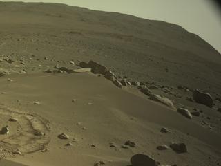 View image taken on Mars, Mars Perseverance Sol 905: Left Navigation Camera (Navcam)