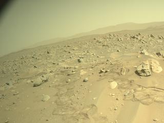 View image taken on Mars, Mars Perseverance Sol 907: Left Navigation Camera (Navcam)
