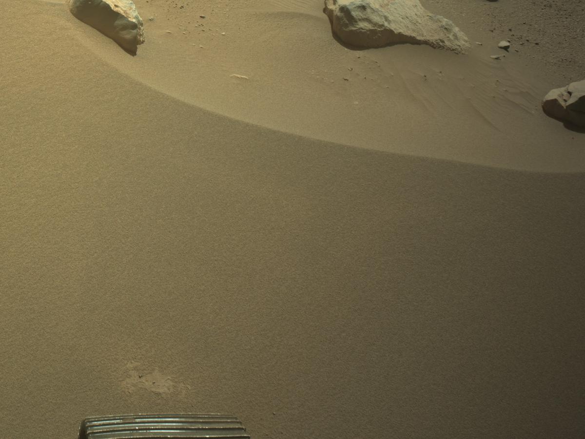 This image was taken by NAVCAM_RIGHT onboard NASA's Mars rover Perseverance on Sol 907