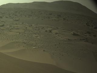 View image taken on Mars, Mars Perseverance Sol 909: Right Navigation Camera (Navcam)