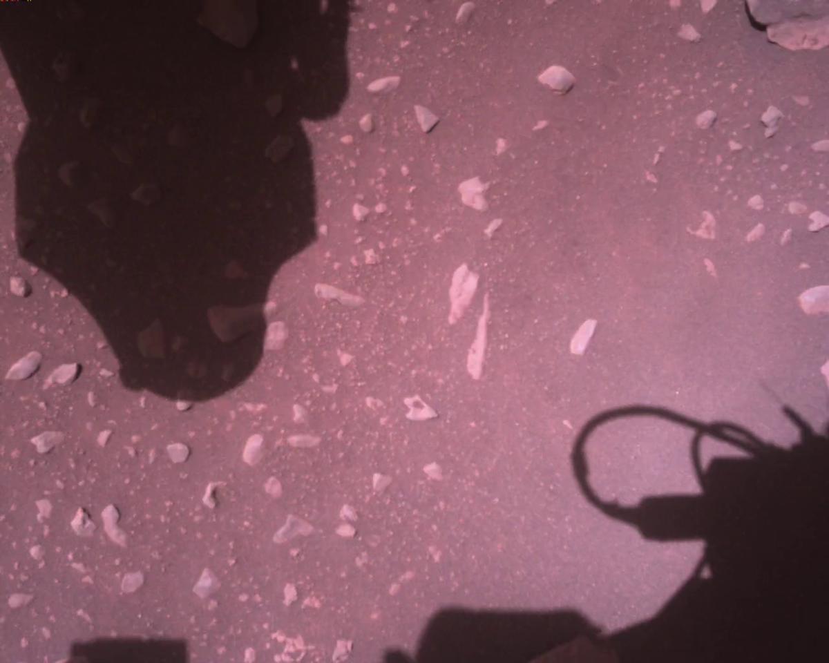 This image was taken by EDL_RDCAM onboard NASA's Mars rover Perseverance on Sol 910