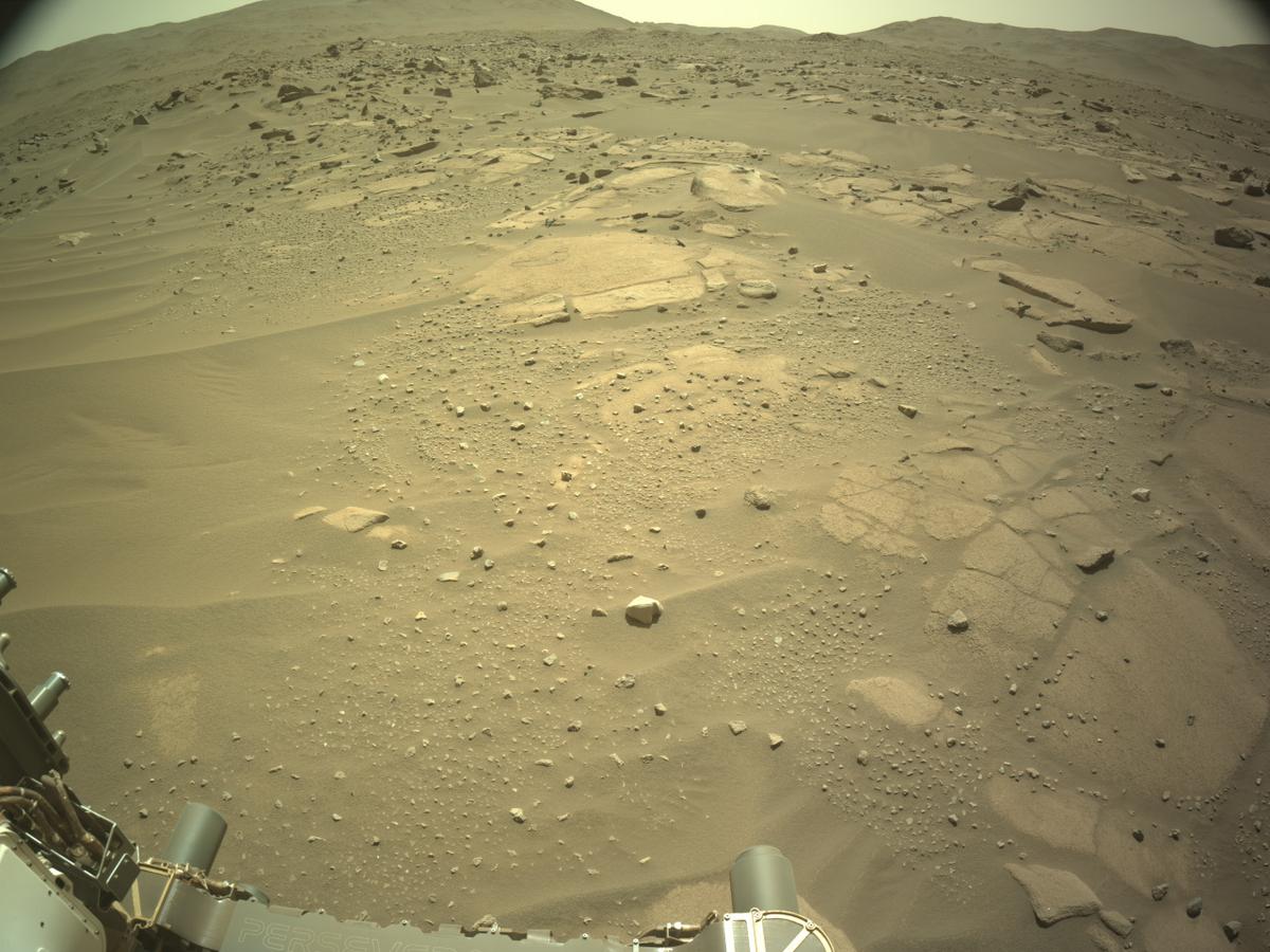 This image was taken by NAVCAM_LEFT onboard NASA's Mars rover Perseverance on Sol 911