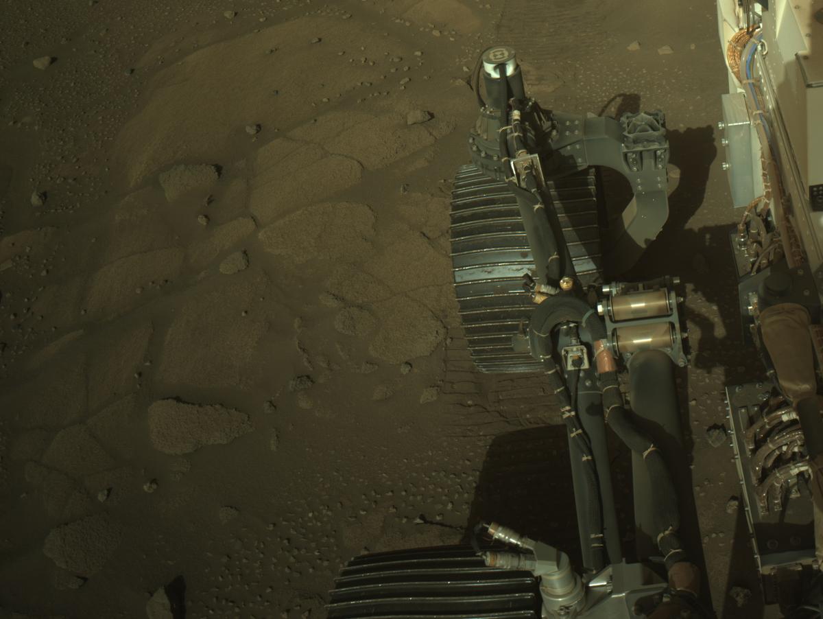 This image was taken by NAVCAM_LEFT onboard NASA's Mars rover Perseverance on Sol 911