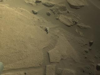 View image taken on Mars, Mars Perseverance Sol 911: Right Navigation Camera (Navcam)