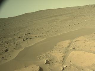View image taken on Mars, Mars Perseverance Sol 911: Right Navigation Camera (Navcam)